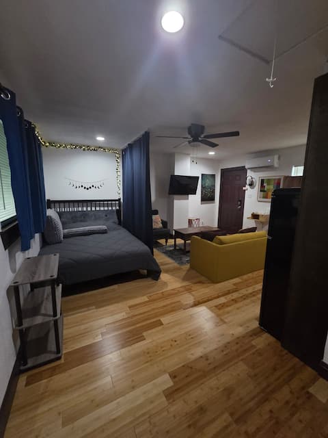 Popular Airbnb listing: Studio apartment with the feel of a 1 bedroom. in South Lamar