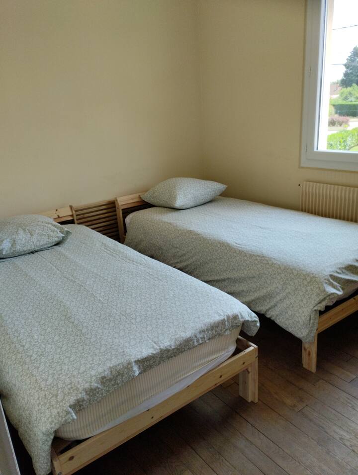 საძინებელი 2