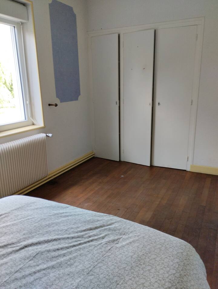 საძინებელი 1