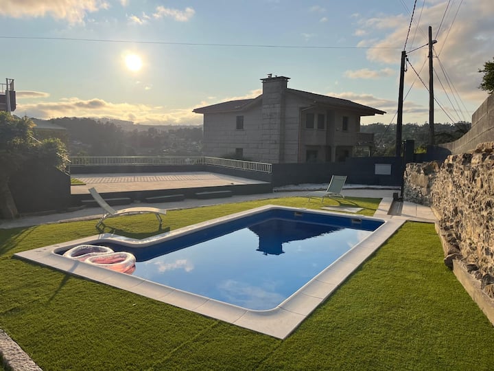 Lugar Pensado Para Disfrutar En Familia - Redondela