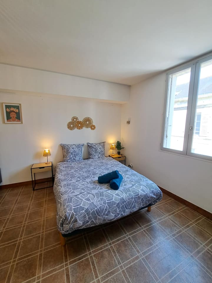 საძინებელი 1