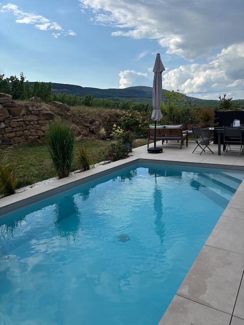 House with pool and view
