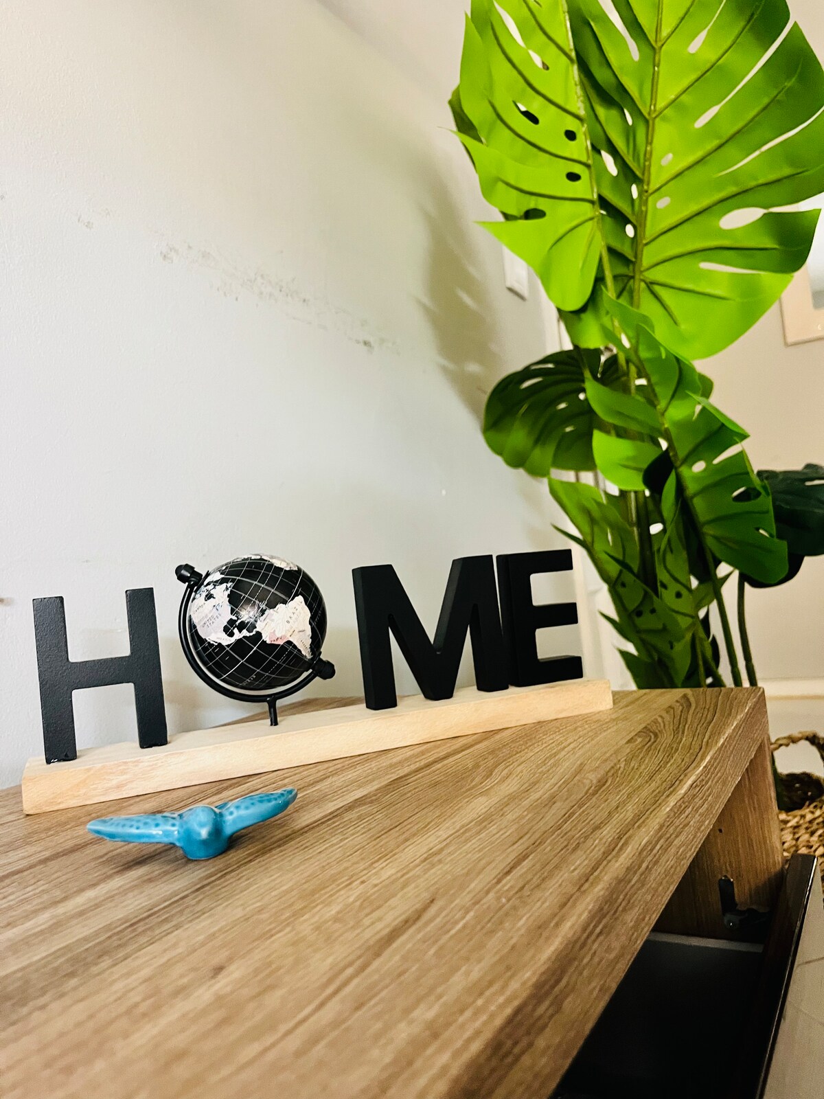 Top Airbnb: The magic house in Mafamude