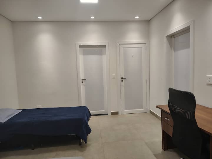 غرفة النوم 1