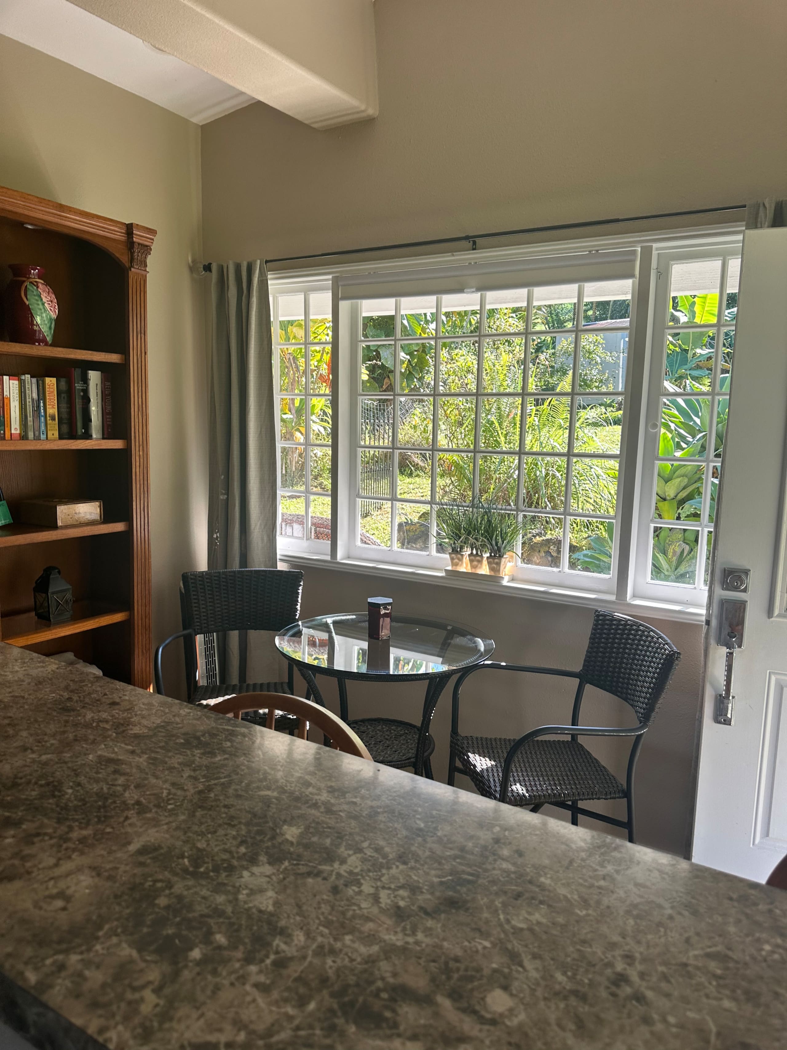 Home in Holualoa · ★4.71 · 1 bedroom · 2 beds · 1 private bath - Image 9