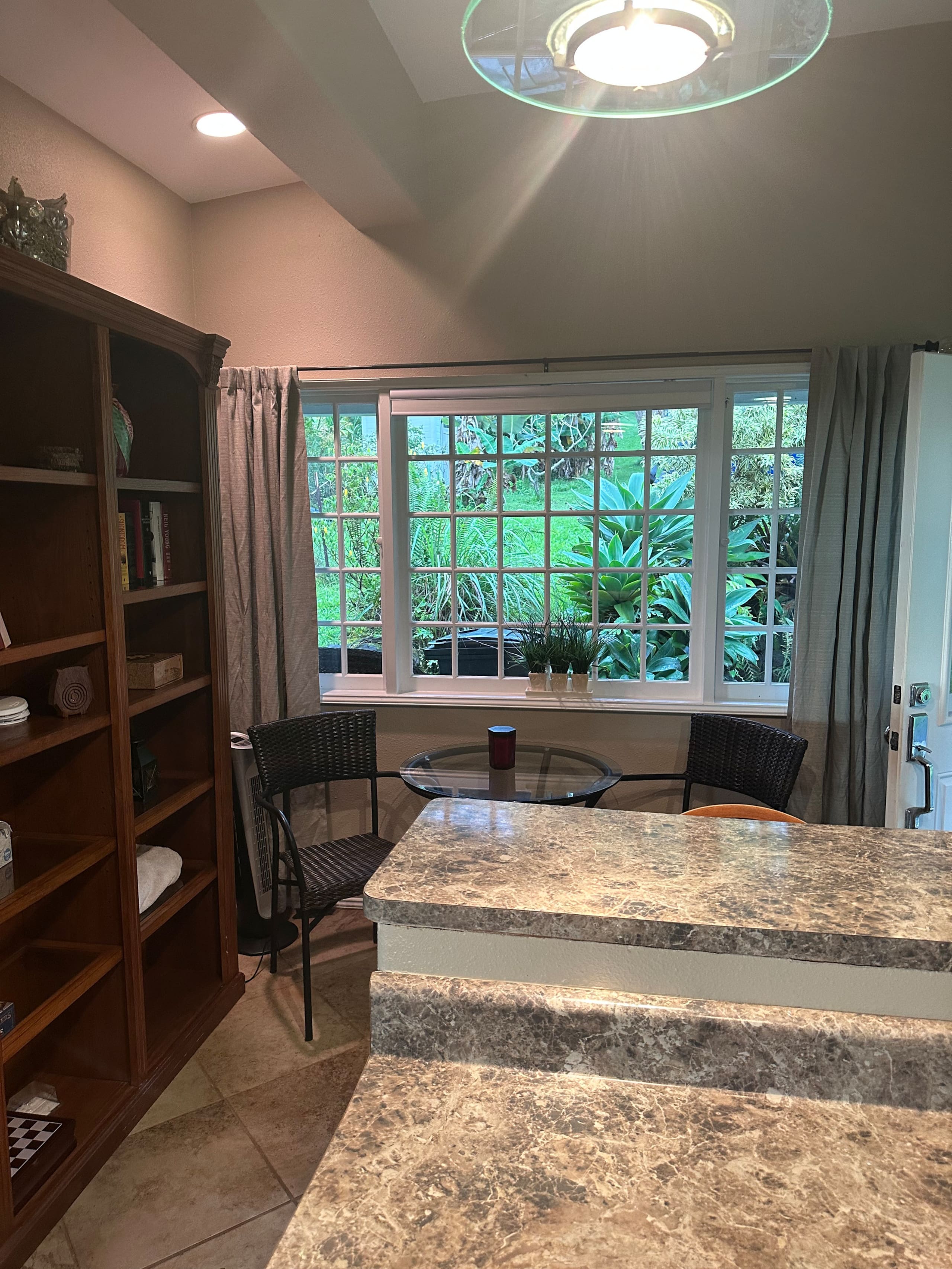 Home in Holualoa · ★4.71 · 1 bedroom · 2 beds · 1 private bath - Image 10