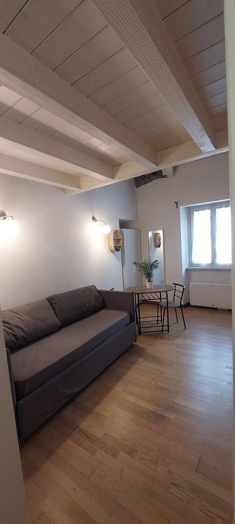 Annuncio Airbnb popolare: Casa Vacanza Oxilia a Domodossola