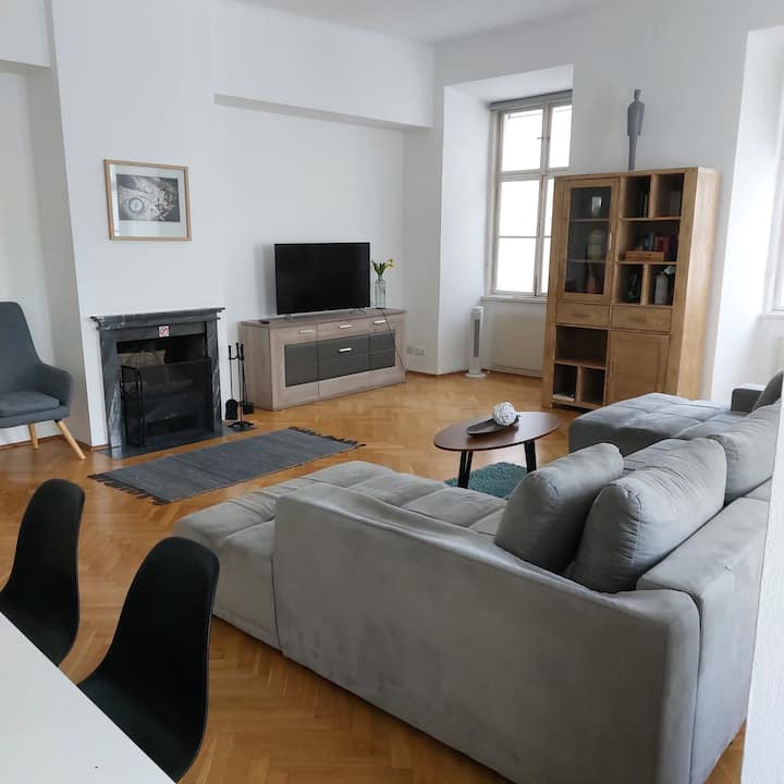 Top Location In City Center Heart -125m2 Apt! - Viena