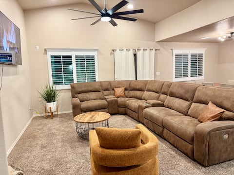 Spacious Desert Escape Home