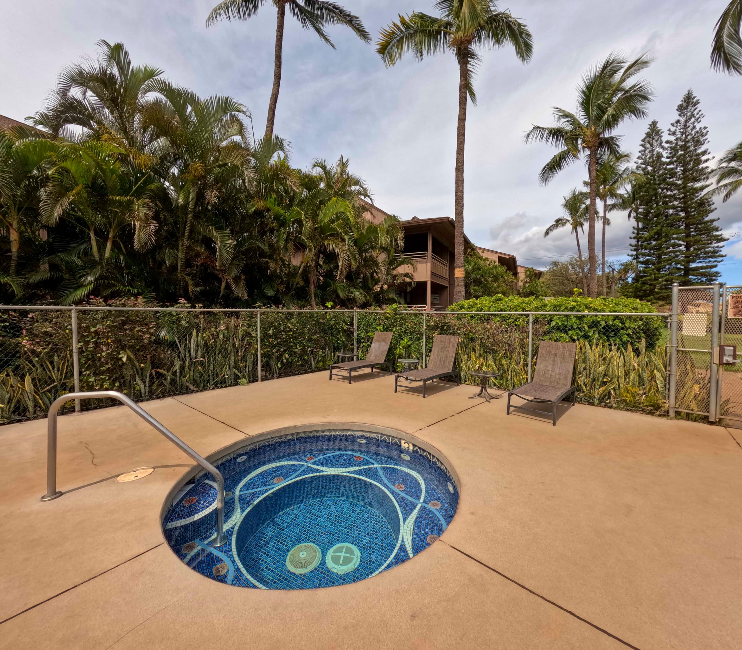 Nicest unit in the complex! - Image 16