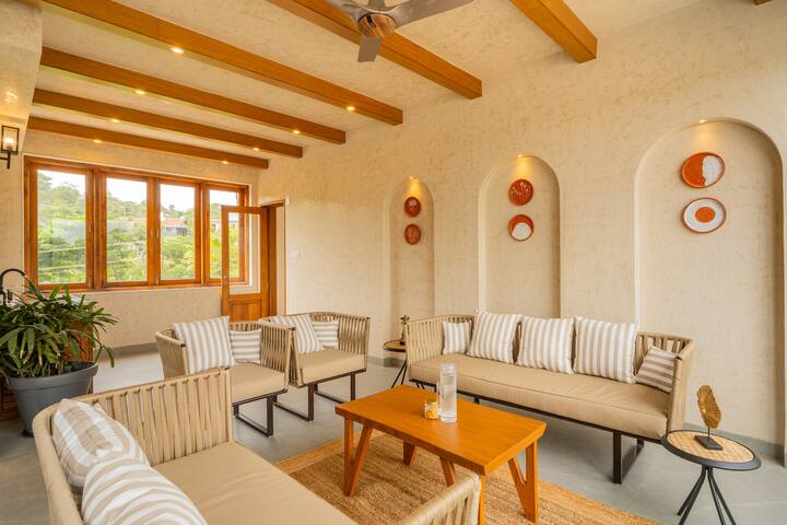 Living room 2 image 1