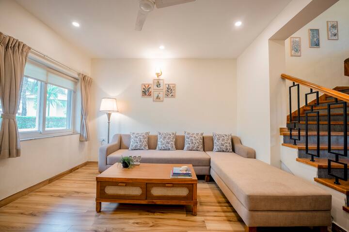 Living room image 2