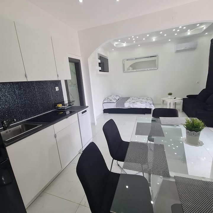Heated Pool&jacuzzi 4star Flat, Parking, Bbq - Dramalj