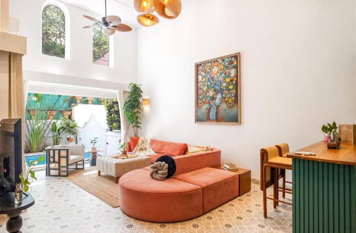 Living room image 3