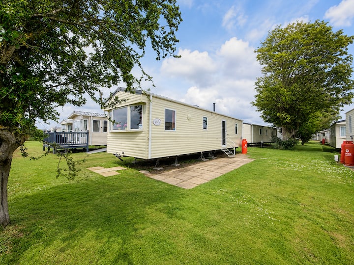 Caravan At Sunnydale, Lincolnshire Ref 35197s - Mablethorpe