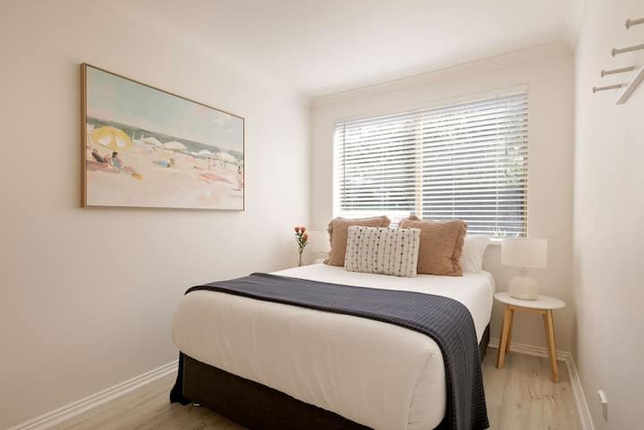 Chambre 3 : lit double au rez-de-chaussée