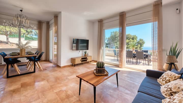 * Costacabana - Villa Ibiza * Prachtig Zeezicht! - Lloret de Mar