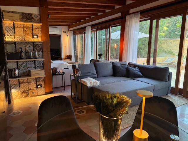 Annuncio Airbnb popolare: The Starry Garden a Santa Flavia