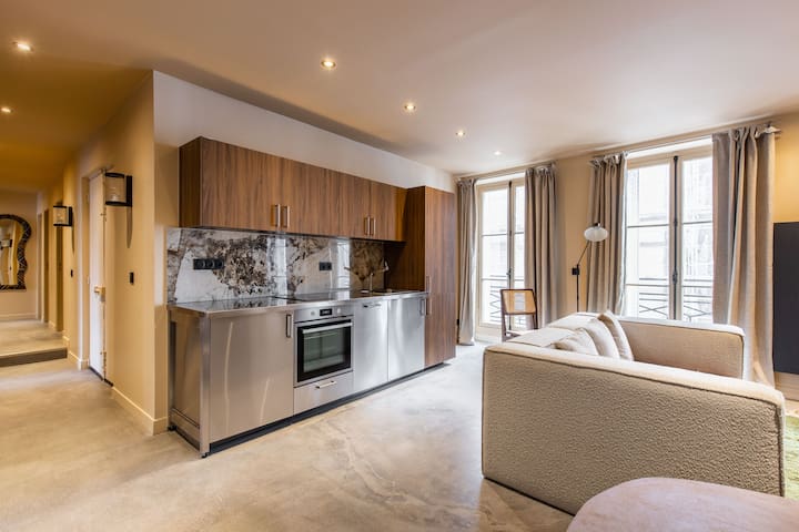 No Chichi Collections managed Airbnb listing 2