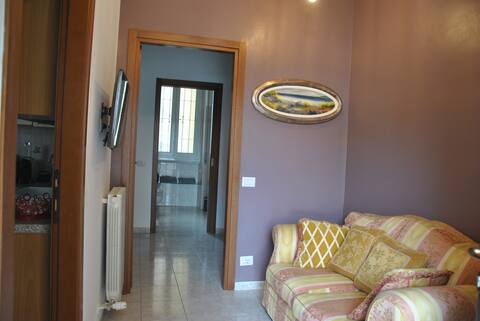 Proprietà Airbnb di successo: Delightful apartment in the courtyard. a Milano