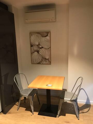 One bed apartment in Melb city, Best Location