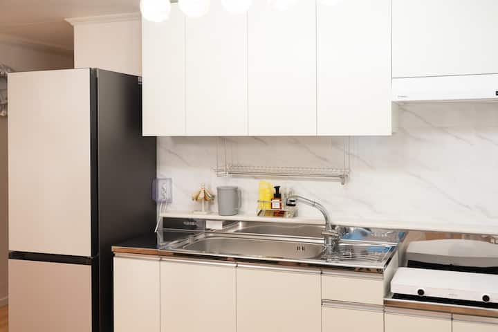 3br·8 Guests · Parking · Kspo · Lotte World ·Dyson - Seúl