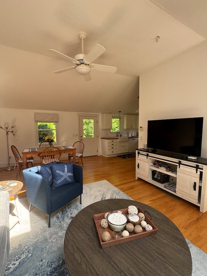 Coastal Cottage - Freeport, ME