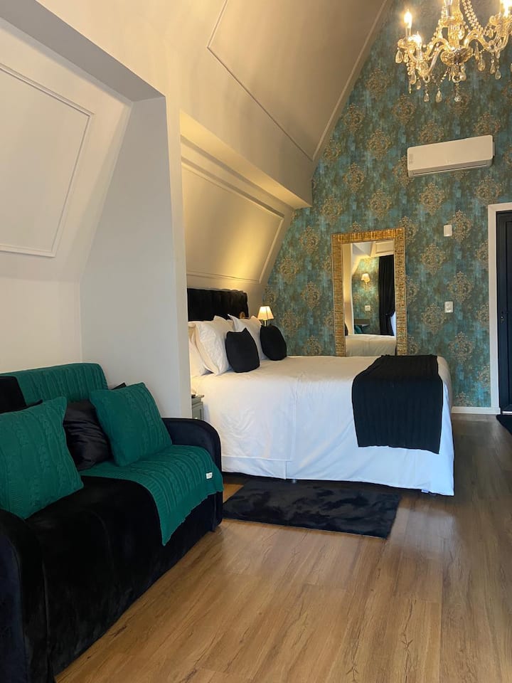 Chalé Luxo Romântico | Bosque E Pet Friendly - São Bento do Sul