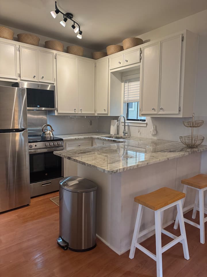 Charming Hyde Park Oasis - Austin, TX
