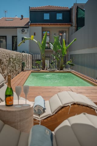 Subarashī – Private Pool & Garden Hut | Central