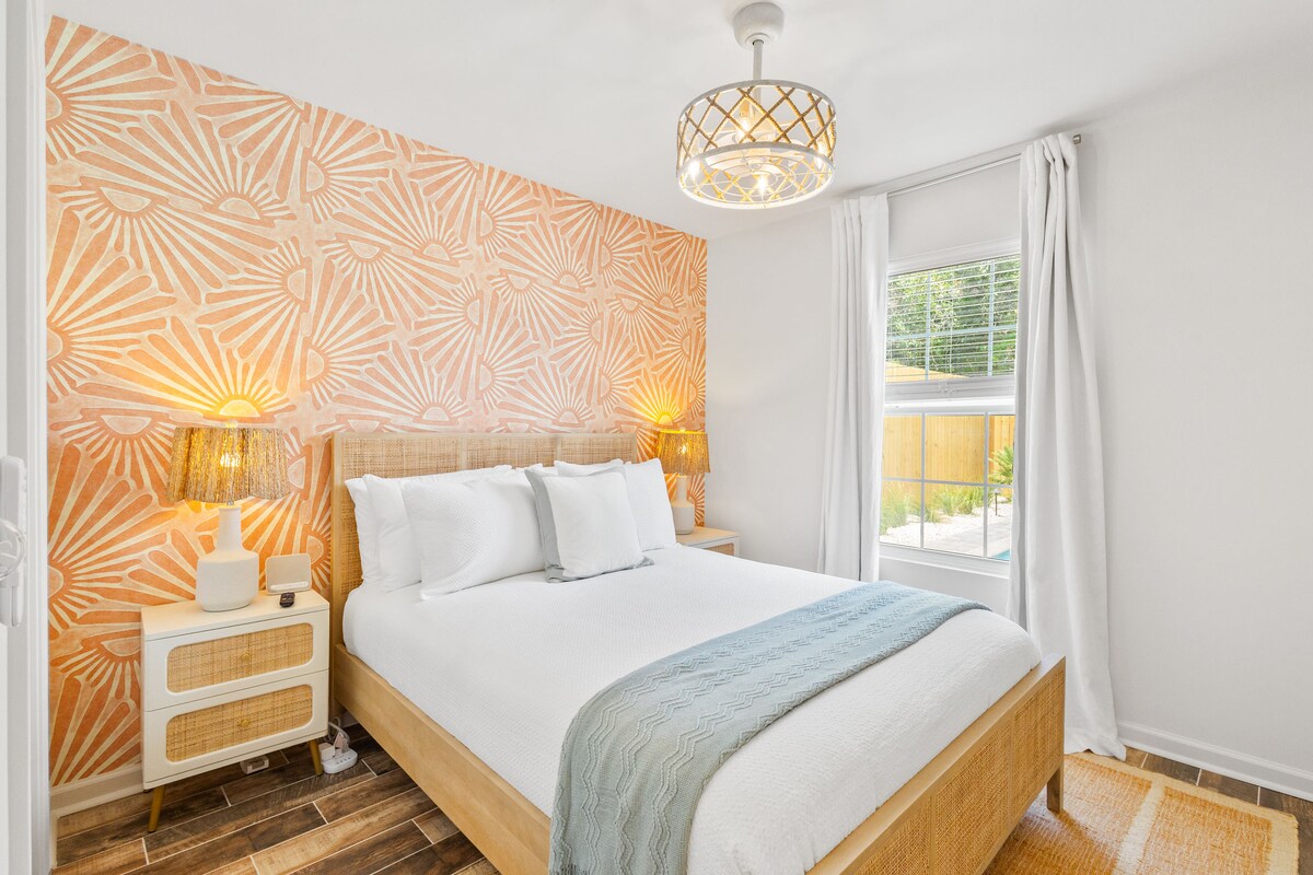 spavaća soba za goste s bračnim krevetom (širine 150 - 179 cm)