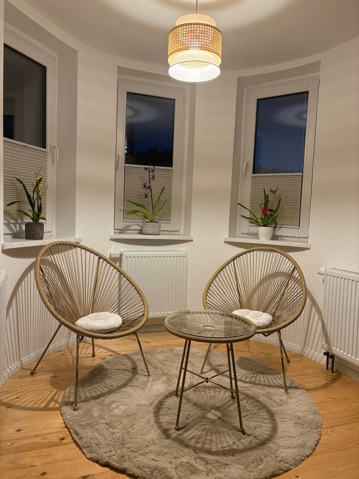 Leistungsstarkes Airbnb: "Style meets coziness" balcony plus parking in Halle (Saale)