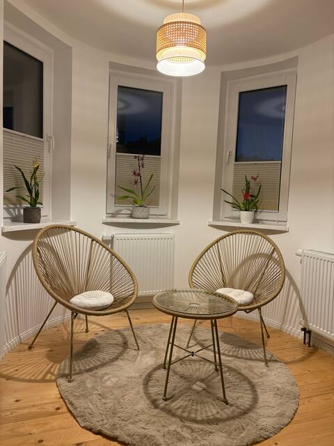 Leistungsstarkes Airbnb: "Style meets coziness" balcony plus parking in Halle (Saale)
