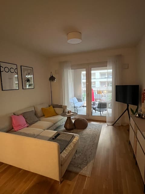 Popular Airbnb listing: 2-room apartment in Ostend in Frankfurt Am Main
