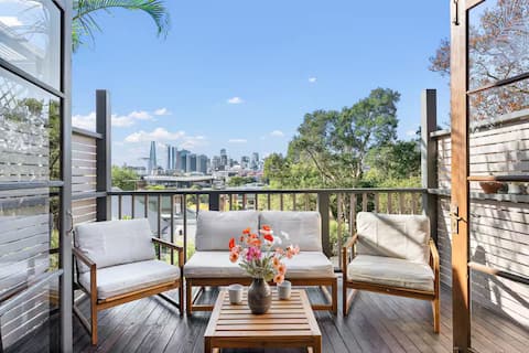 Sydney CBD Skyline Panorama 4.5BR Central Location