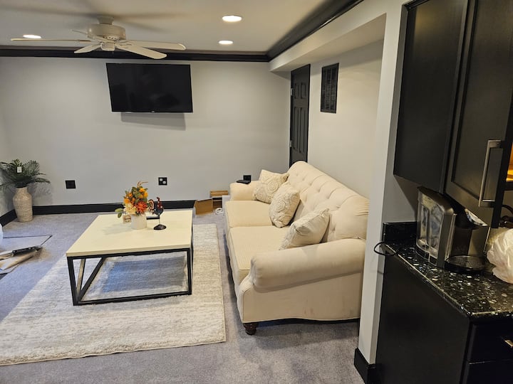 Solo Travelers & Couple - Ashburn, VA