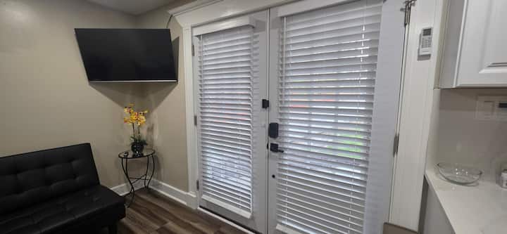 Buen Apartamento Pequeño (No Smoking) - Douglasville, GA