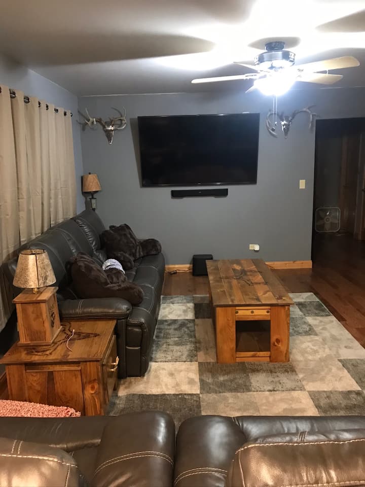 Morris Country House W/ A Large Peacefull Backyard - Goose Lake, Morris