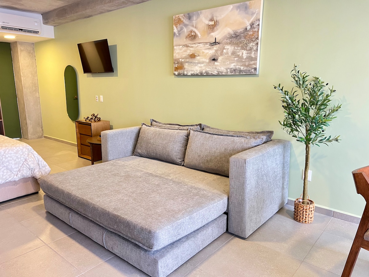 Top performing Airbnb: 1BR Panoramic View + Coworking Col. Americana in Jalisco