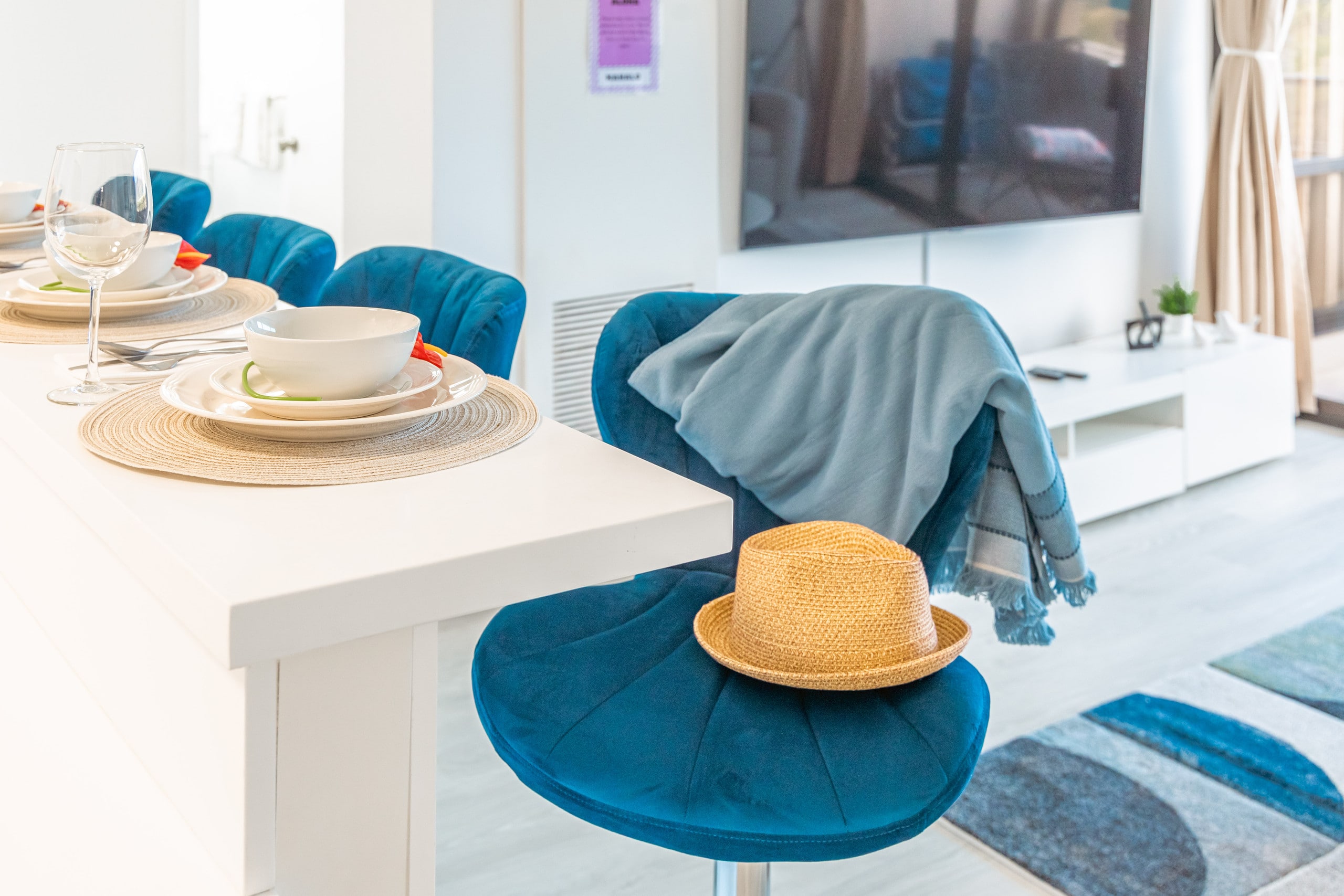 Tropical condo w/ lanai & beach access - Image 31