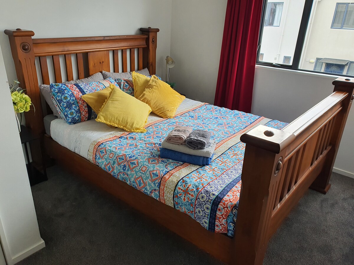 غرفة النوم 2