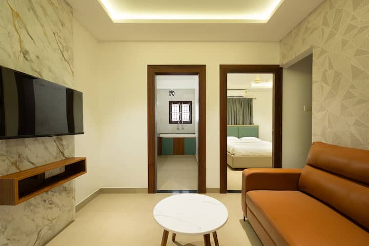 Sri Varee Suites- 1bhk Stay. - Coimbatore