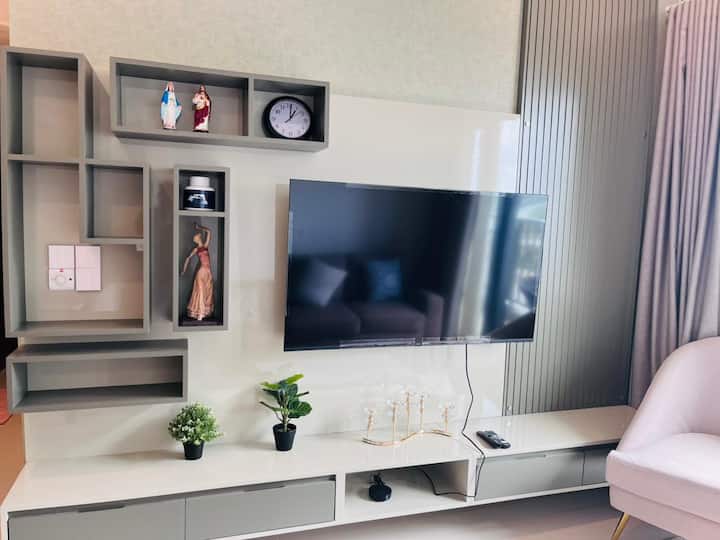 Two Bedroom With City, Lake, Lotus Tower - Colombo