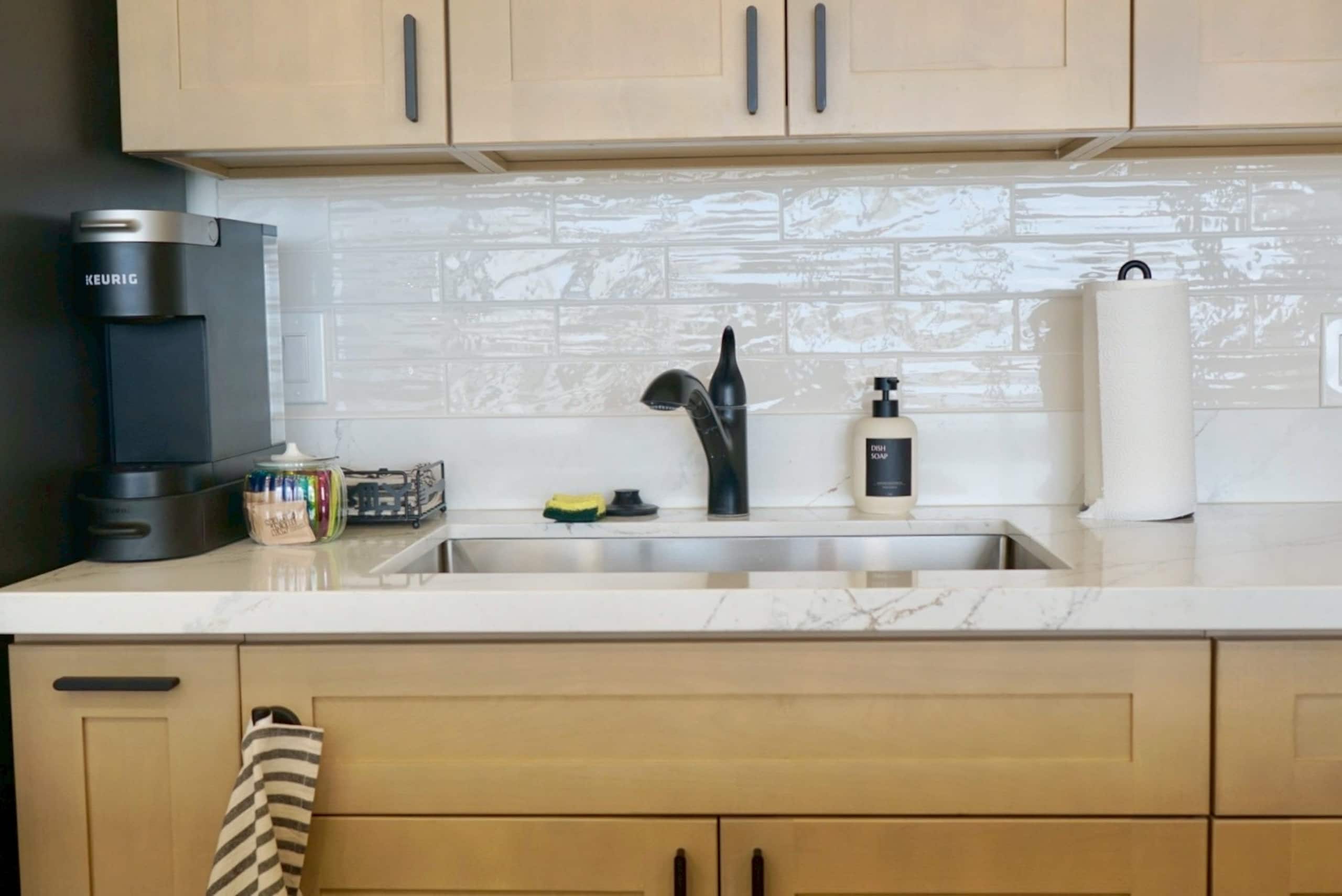 37FL-Upgrade 1BR-Ocean View Full Kitchen w/Parking - Image 12