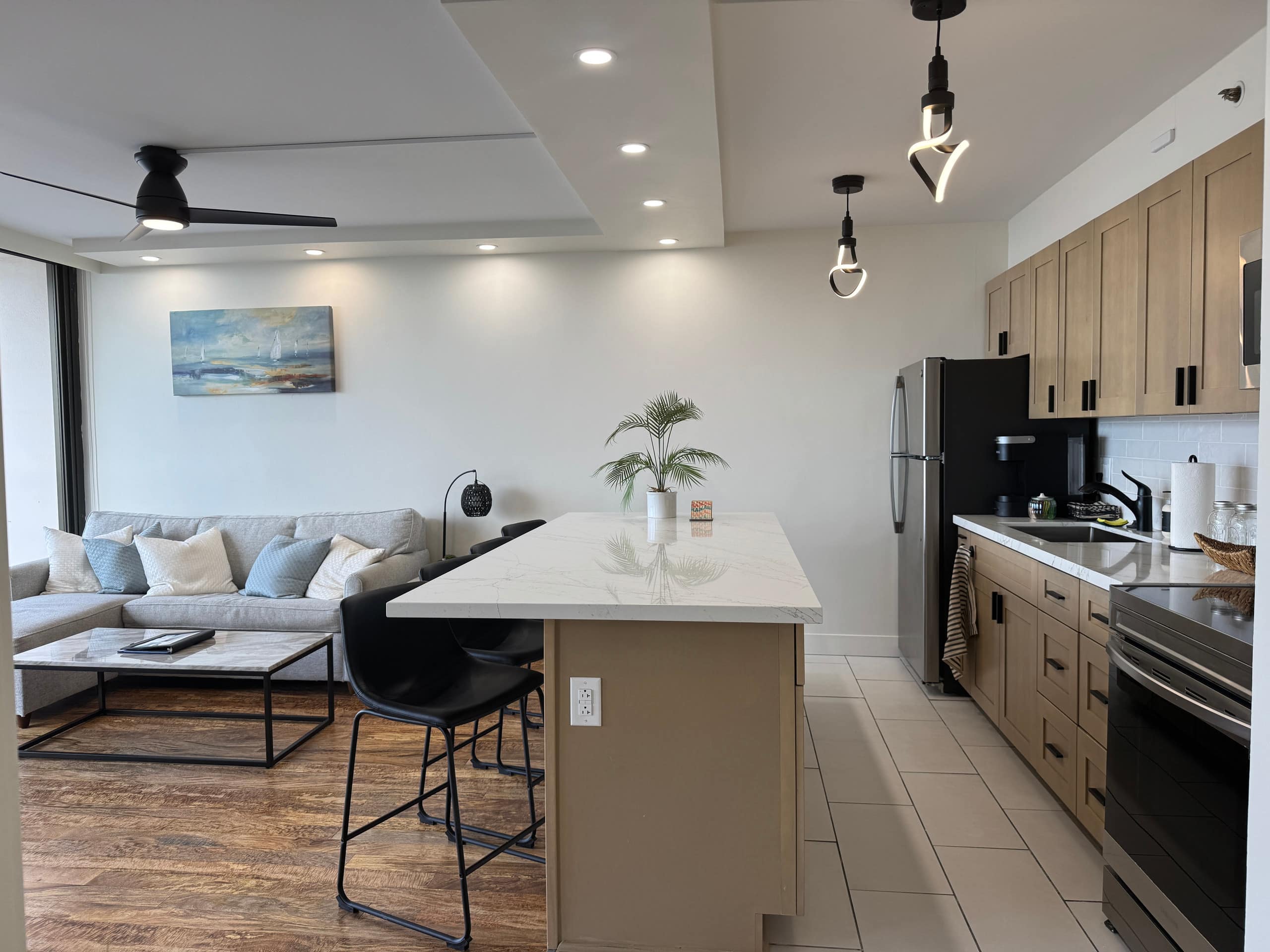 37FL-Upgrade 1BR-Ocean View Full Kitchen w/Parking - Image 5