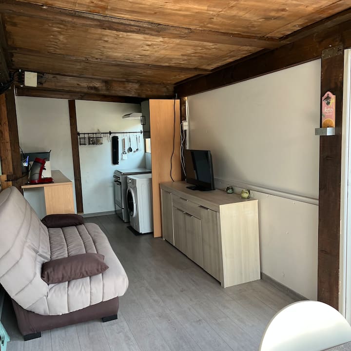 Mobil Home Sur Terrain Privé - Saint-Pierre-la-Mer