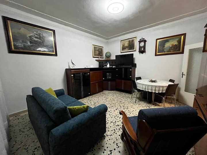 Casa Luminosa E Confortevole - Livorno