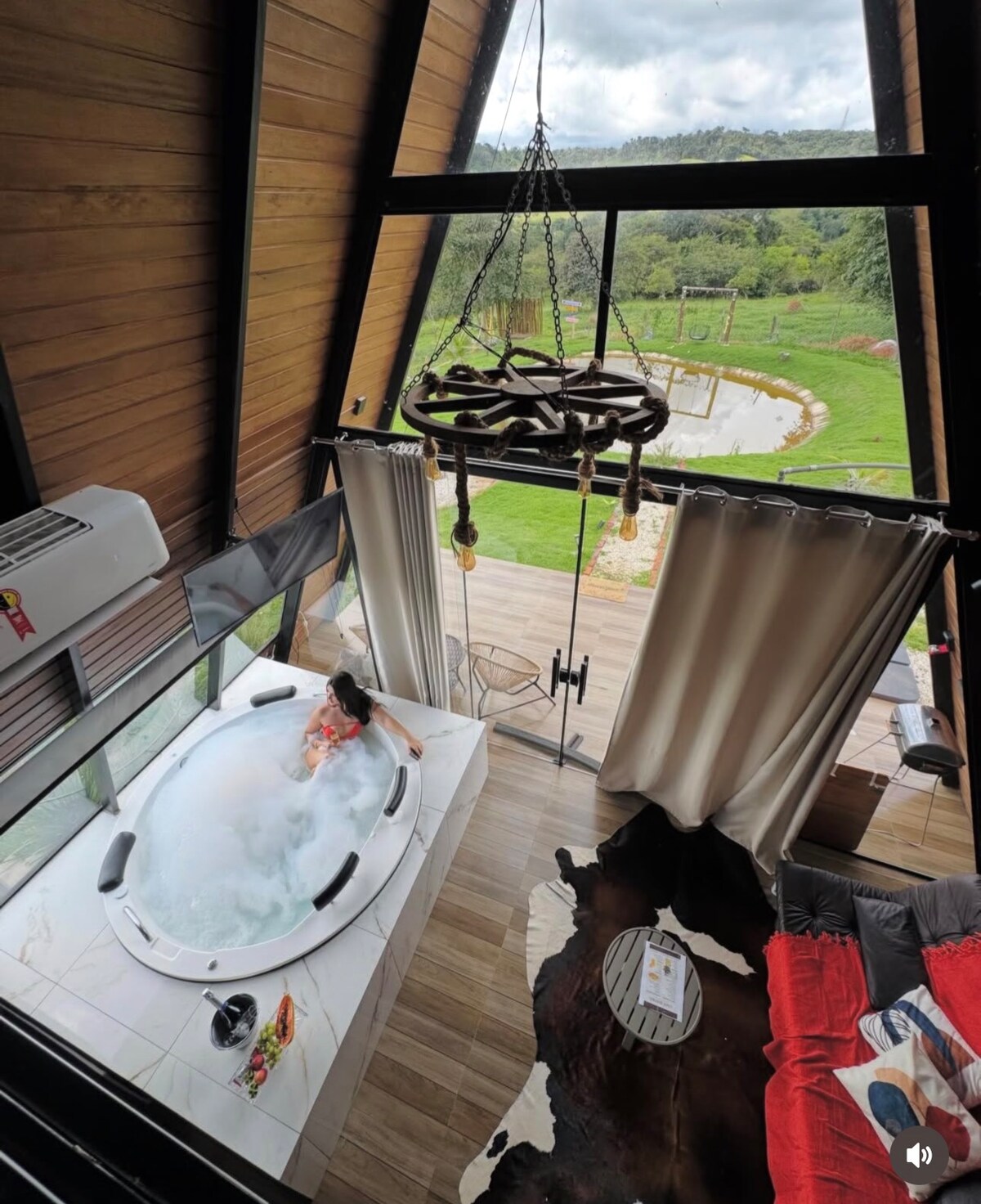 Airbnb em destaque: Sun-view chalet 15 min from Jaiara interchange em Anápolis