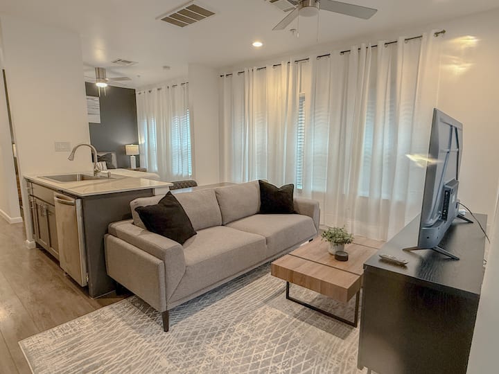 Peaceful Stay Near Tx Med Ctr | Gated Parking! - Houston