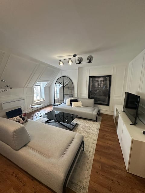 Top performing Airbnb: Ô Cœur de Chalon in Chalon Sur Saône